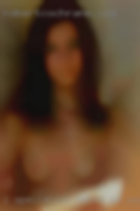 I specialize naked in wax play/drip.