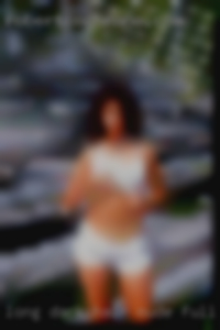 Long Dark hair nude full of energy.