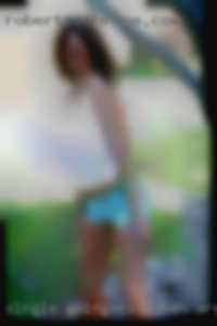 Single swingers women are, of single course, welcome near Lake Zurich.